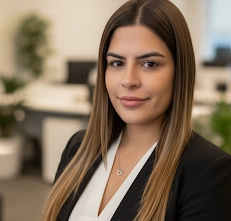 Headshot of Johana